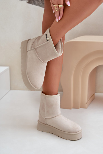 Alto Stivali da neve Femminile con una piattaforma Big Star OO274897 colore avorio