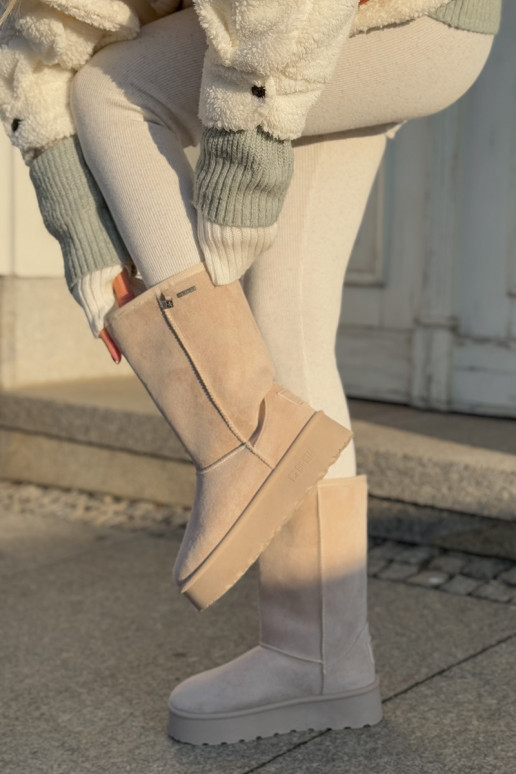 Alto Stivali da neve con una piattaforma Big Star OO274894 colore avorio