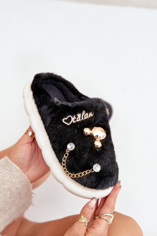 Pantofole con pelliccia Z Przypinkami nere Ivelfedi