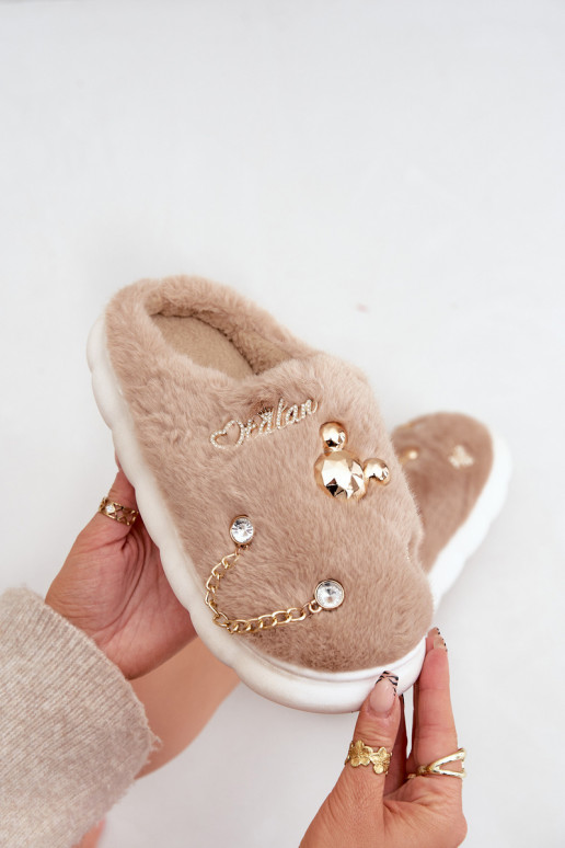 Pantofole con pelliccia Z Przypinkami color sabbia Ivelfedi
