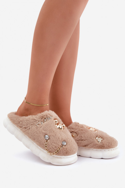 Pantofole con pelliccia Z Przypinkami color sabbia Ivelfedi