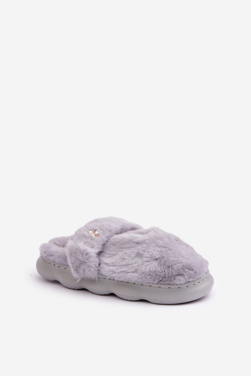 Pantofole Z con decorazione a forma di spilla grigie Primaria