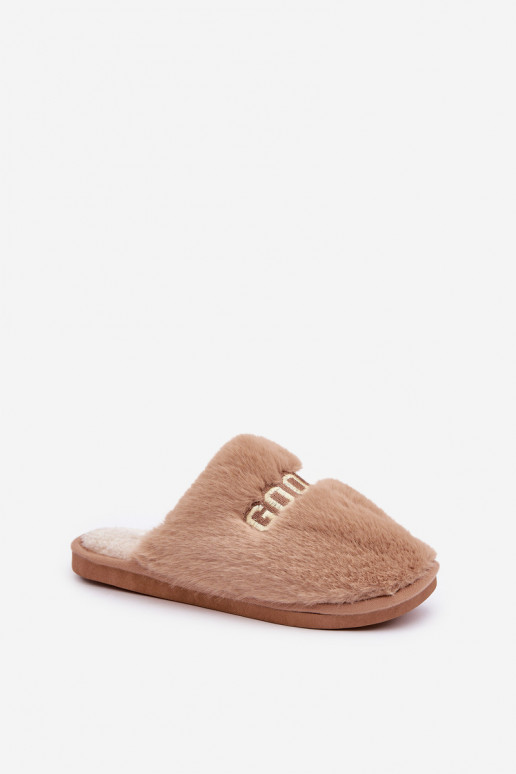Pantofole da donna con pelliccia e design a tema renna marroni Kalelia