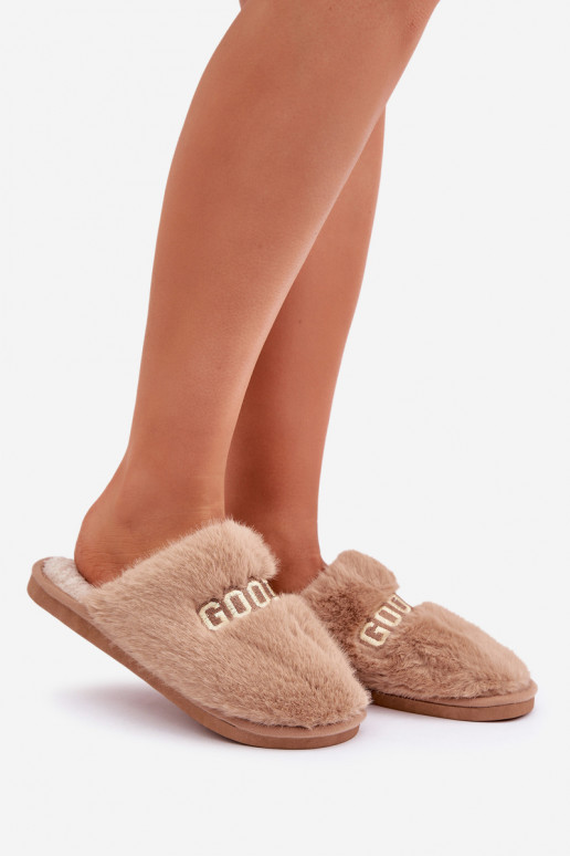 Pantofole da donna con pelliccia e design a tema renna marroni Kalelia