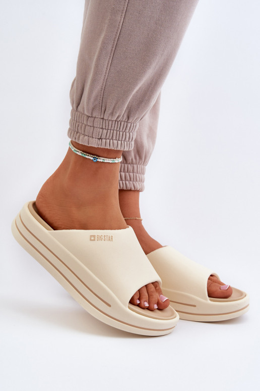 Pantofole da donna con una piattaforma Big Star NN274A034 beige