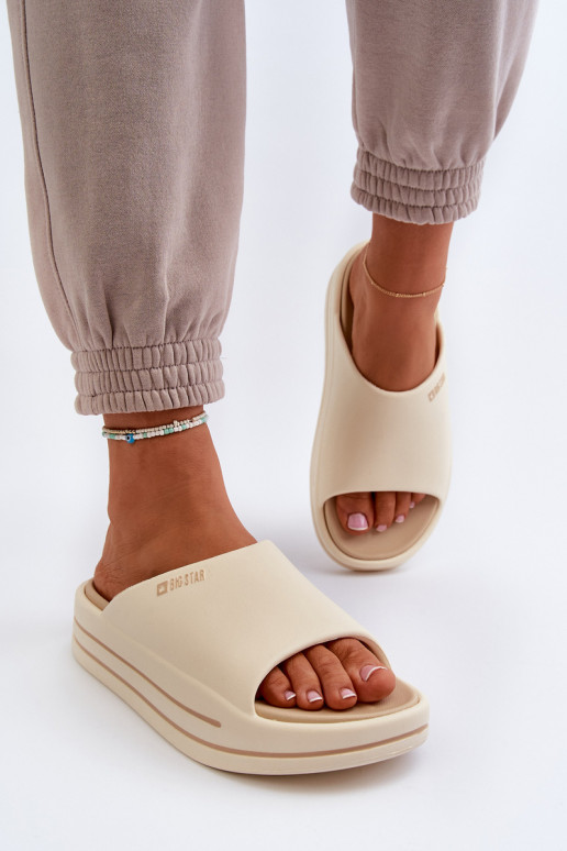 Pantofole da donna con una piattaforma Big Star NN274A034 beige