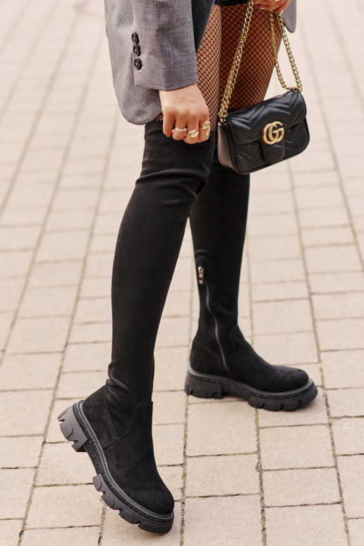 Stivali alti da donna sopra il... Stivali alti da donna sopra il...