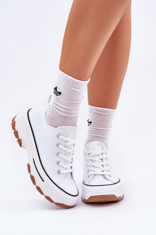 Basso Scarpe per il tempo libero con una piattaforma Colore bianco AradAin Basso Scarpe per il tempo libero con una piattaforma Colore bianco AradAin