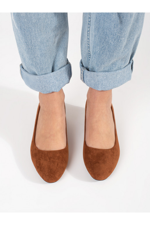 colore marrone dalla pelle scamosciata tacchi alti sul tallone colore marrone dalla pelle scamosciata tacchi alti sul tallone