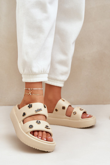 Pantofole leggere Pantofole da donna Z Przypinkami beige Ravanala 2