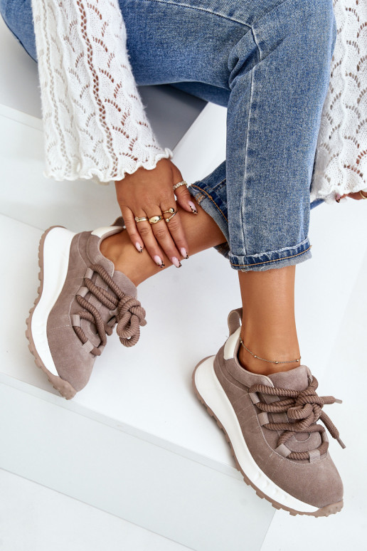 Sneakers in camoscio color sabbia