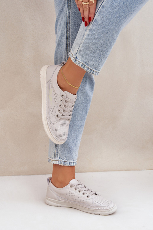 Sneaker in pelle naturale colore grigio Cloesa Sneaker in pelle naturale colore grigio Cloesa