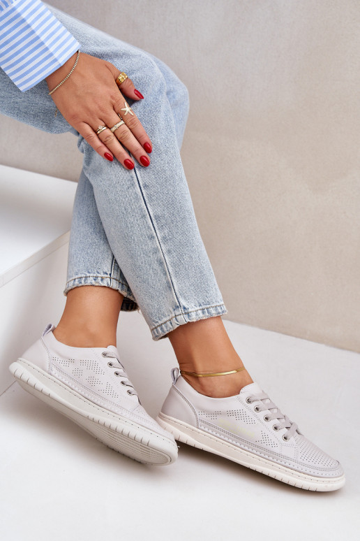 Sneaker in pelle naturale colore grigio Cloesa Sneaker in pelle naturale colore grigio Cloesa