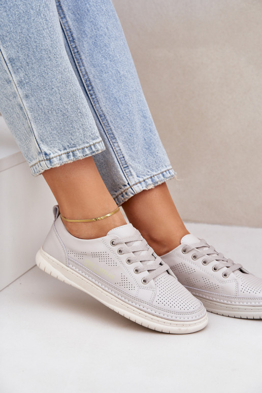 Sneaker in pelle naturale colore grigio Cloesa Sneaker in pelle naturale colore grigio Cloesa