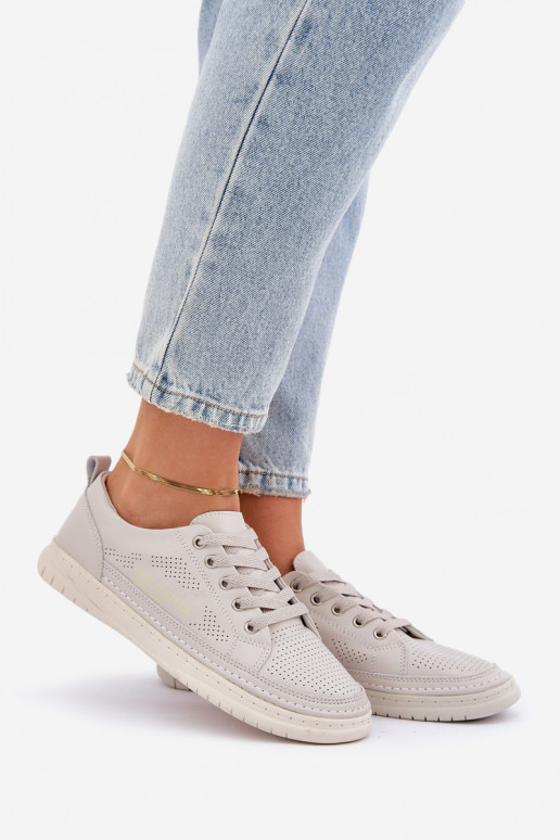 Sneaker in pelle naturale colore grigio Cloesa Sneaker in pelle naturale colore grigio Cloesa