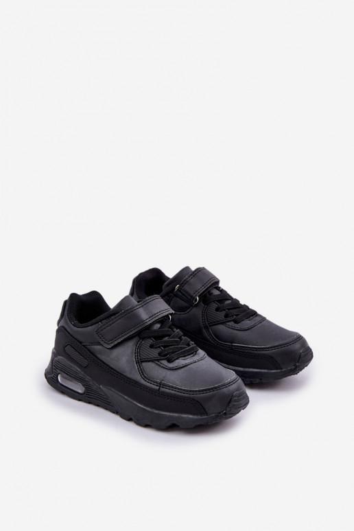 Scarpe modello sneaker da bambino con chiusure adesive, colore nero Krissandra