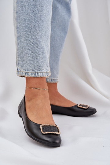Ballerine in pelle sintetica con decorazioni nere Tulnelia