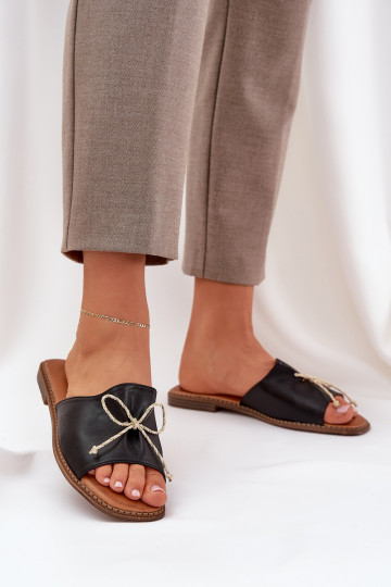 Pantofole Su una suola piatta decorare Kokardką colore nero Deonelis 2