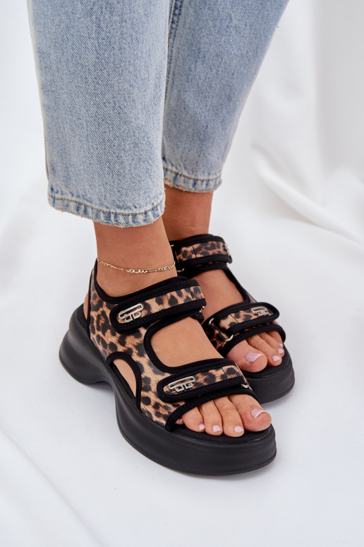 Eko Pelle Sandali leggeri con una piattaforma con motivi di pelliccia di leopardo colore marrone Deniffia