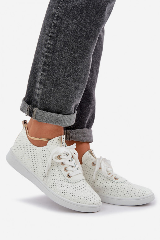 Sneakers stringate da donna traforate colore avorio Carinel Sneakers stringate da donna traforate colore avorio Carinel