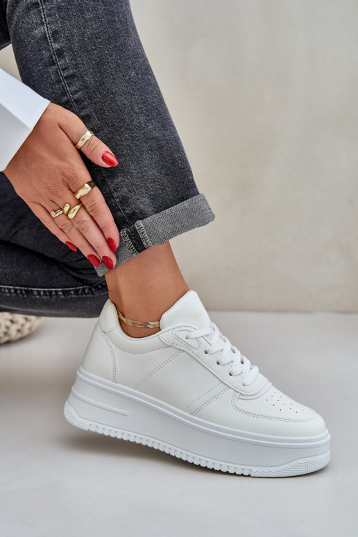 Scarpe da ginnastica classiche in ecopelle con una piattaforma Colore bianco Dorreia