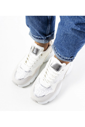 Sneakers bianche da donna... 2