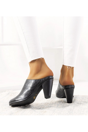 Mules con tacco Plotkin nere 2