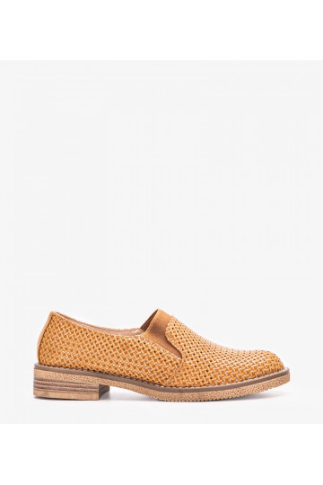 Scarpe traforate marroni Nilde