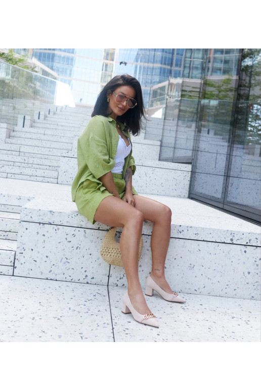 Décolleté beige con tacco a blocco Makka