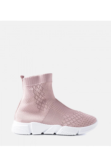 Sneakers con calzino rosa...