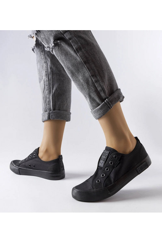 Sneakers nere con stelle grandi...