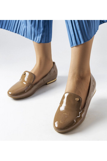 Scarpe Lang in vernice marrone