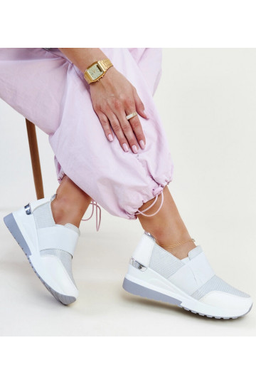 Sneakers con zeppa bianche... 2