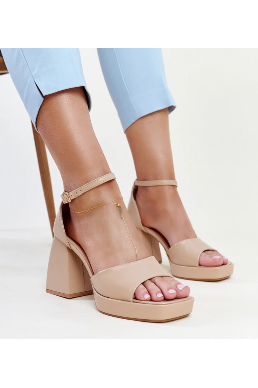 Sandali con tacco alto beige scuro Vesna