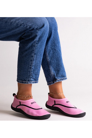 Scarpe sportive da acqua...