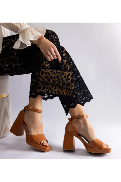 Sandali con tacco spesso Isolina marroni