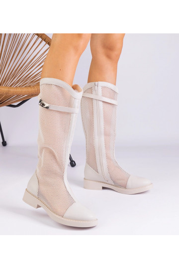 Stivali alti in rete bianca... 2