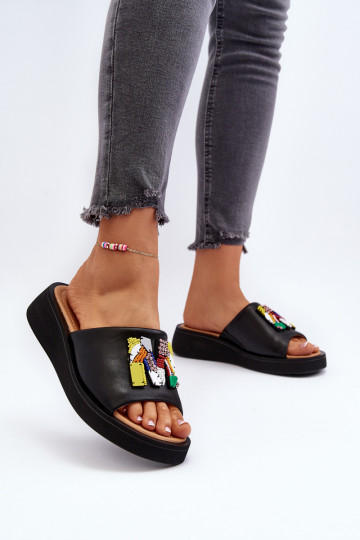 Pantofole in pelle Femminile con ornamenti colore nero Asames