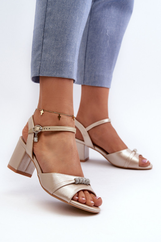 Sandali da donna in similpelle con... Sandali da donna in similpelle con...