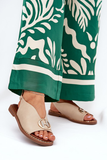 isoscele Stile elegante sandali con ornamenti beige Iseliria