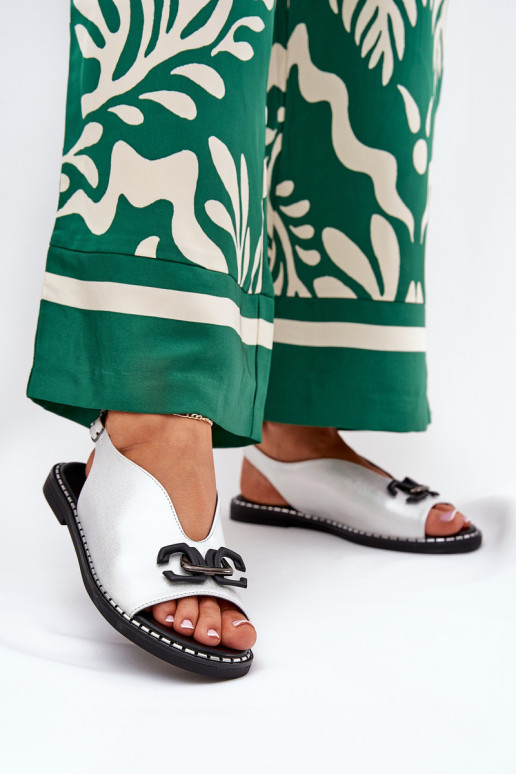 sandali con tacchi larghi con ornamenti in ecopelle color argento Tillireta