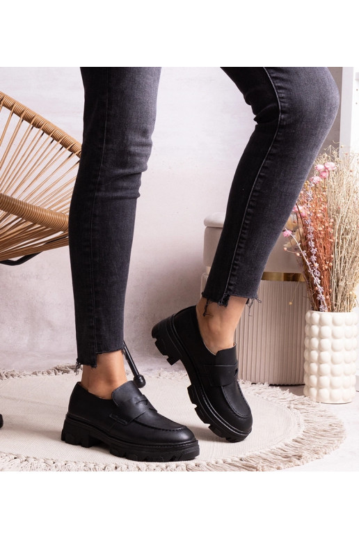 Scarpe stringate nere in eco pelle Kirna