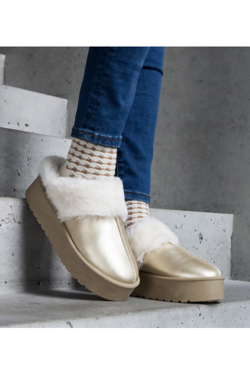 Pantofole dorate con piattaforma...