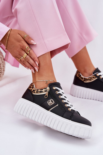 scarpe da ginnastica Femminile con una piattaforma in ecopelle con motivi di pelliccia di leopardo colore nero Velionna