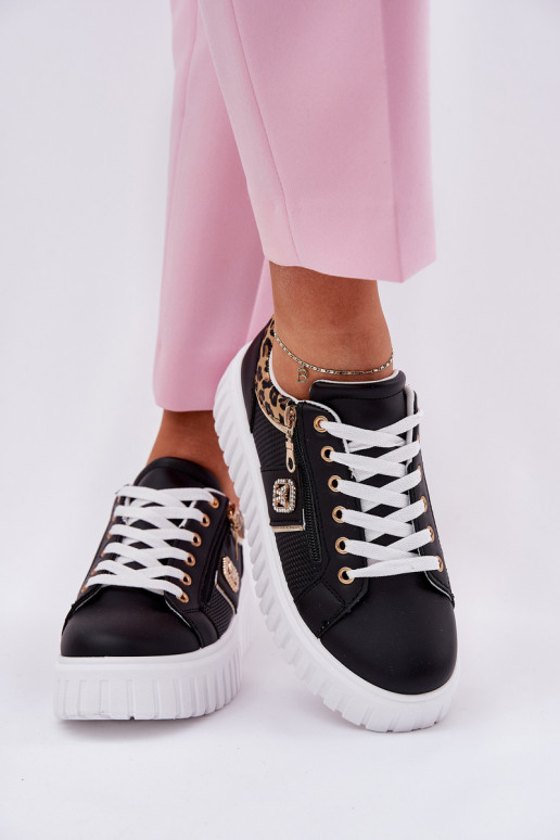 scarpe da ginnastica Femminile con una piattaforma in ecopelle con motivi di pelliccia di leopardo colore nero Velionna