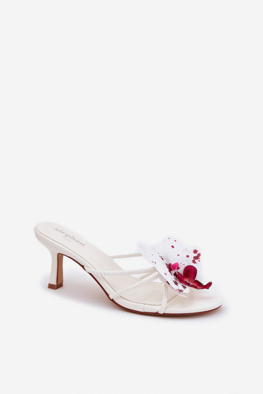 Pantofole da donna con tacchi sottili Ze Sztucznym Un fiore Colore bianco Reyi