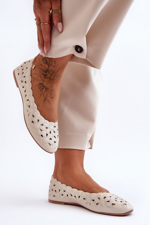 Scarpe traforate lucide beige Visionary