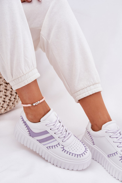Scarpe modello sneakers Femminile con una piattaforma Colore viola Ofenale