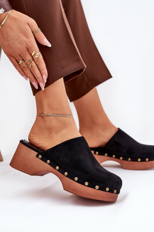 Zoccoli Pantofole da donna con rivetti in ecopelle scamosciataoAe colore nero Ellason