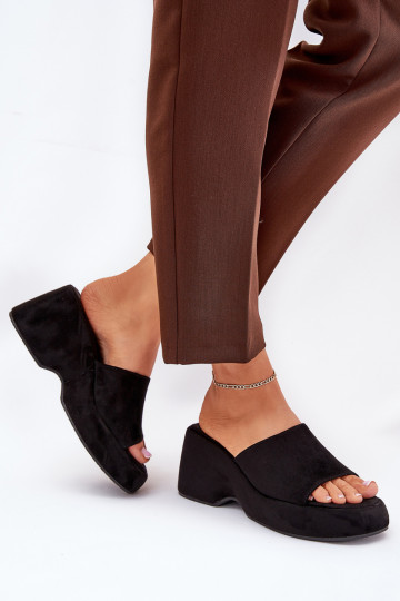 Eko Pantofole da donna in pelle scamosciata con una piattaforma I Koturnie colore nero Afisal